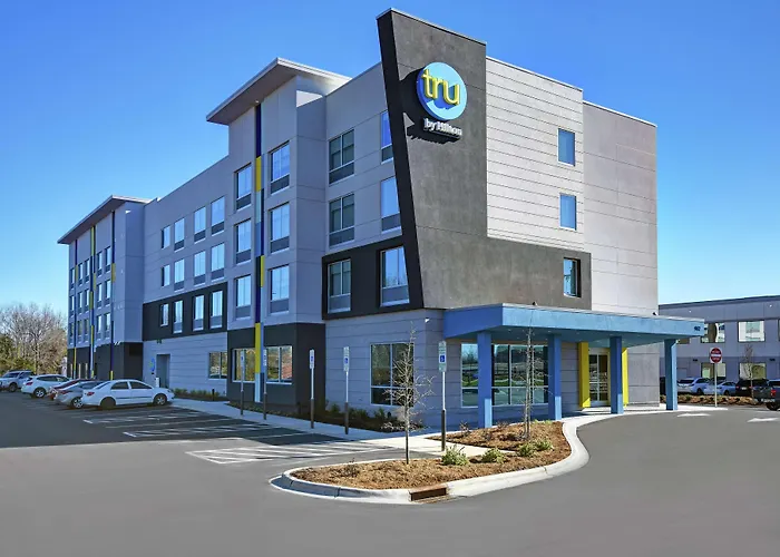 Tru By Hilton Burlington Hotel