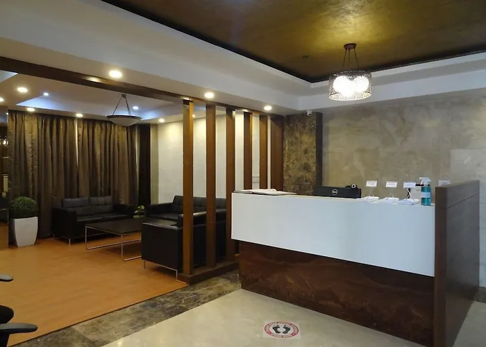 Hide Away Suites Noida
