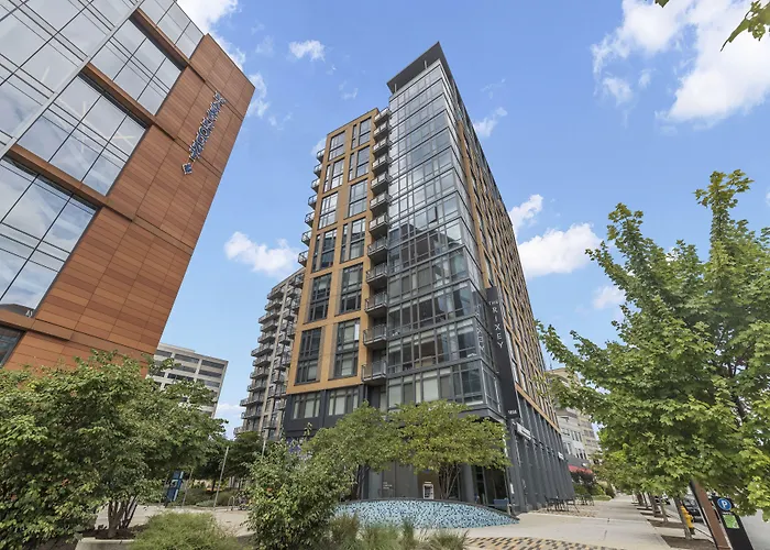 Placemakr Marymount Ballston Arlington