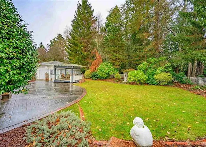 Ocean Park B&B Surrey