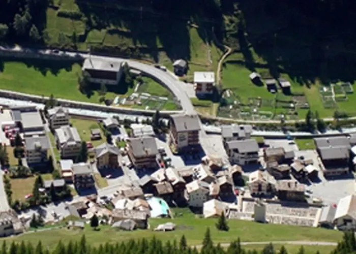 Hotel Alpha Saas-Grund