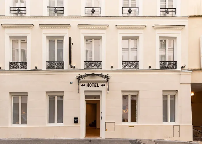 Hotel Au Coeur De Republique Paris