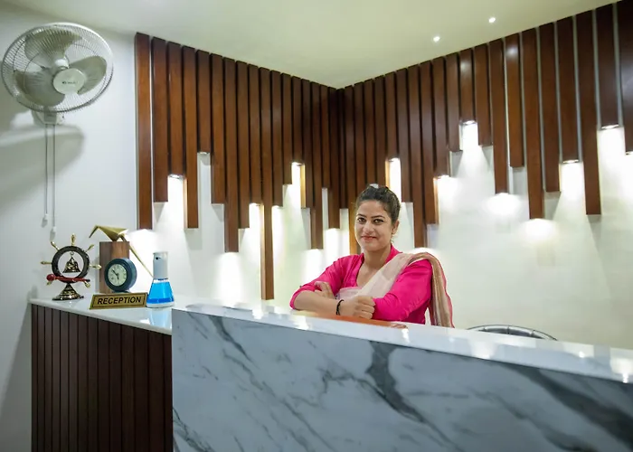 Hotel Js Souvenir Dehradun