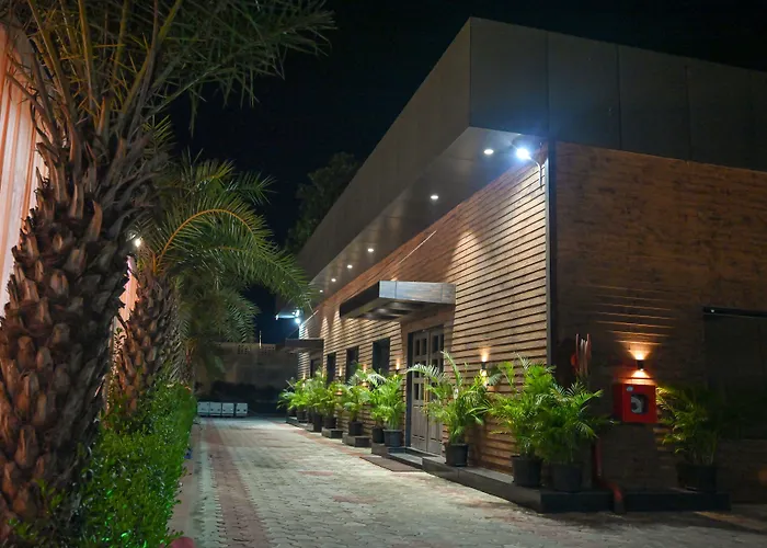 Md Farms And Resorts Mathura