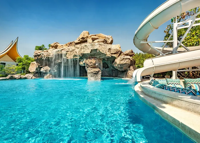 Phukalini Luxury Pool Villa & Onsen หัวหิน