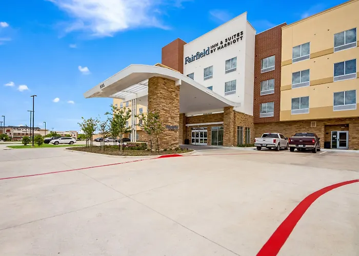 Fairfield Inn & Suites By Marriott Dallas Plano/Frisco