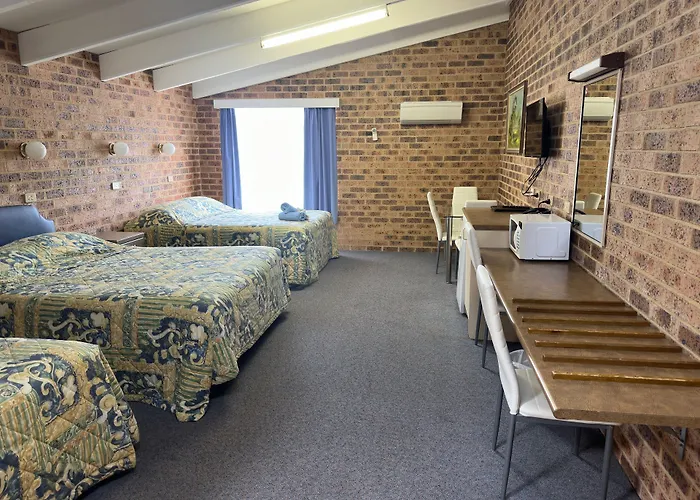 Clock Tower Motor Inn Coonabarabran