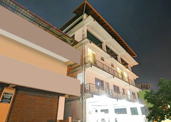 Treebo Doha King Hotel Madikeri
