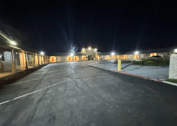 The Oaks Motel Gilroy