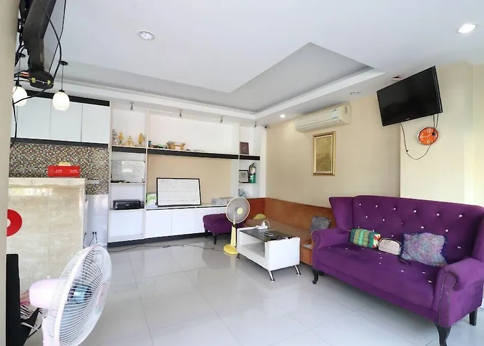 Oyo 75389 Pandora House Hotel Pattaya