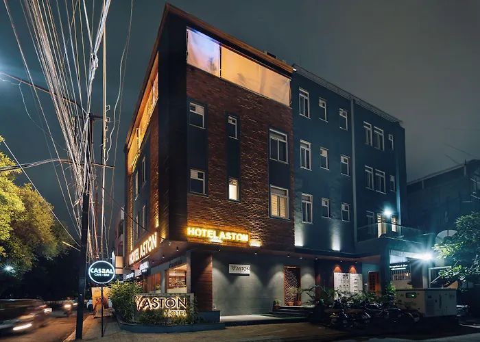 Hotel Aston Indore