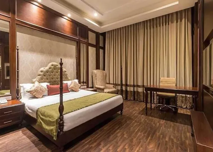 Calista Resort Delhi 