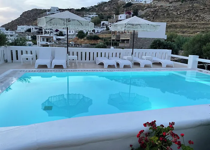 Paolas Sunset Agios Stefanos 