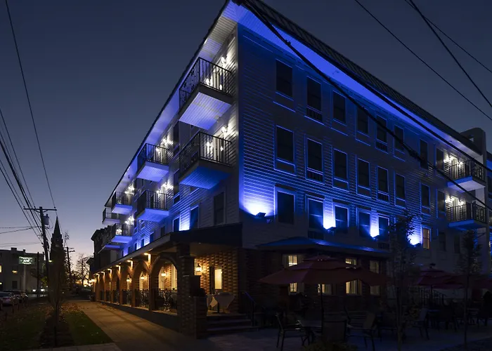 Orange Inn Boutique Hotel Goshen