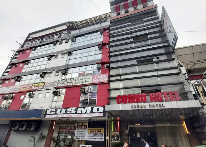 Cosmo Hotel Espana Near Ust Manila
