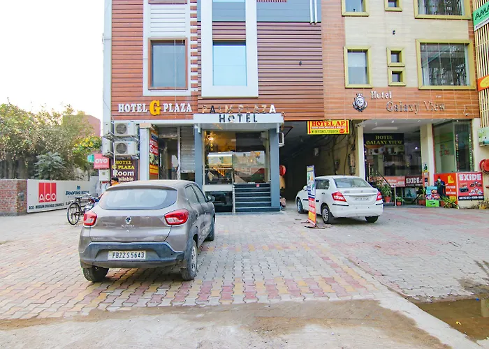 Fabhotel Palm Plaza Zirakpur