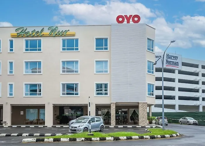 Super Oyo 985 Hotel Nur Miri