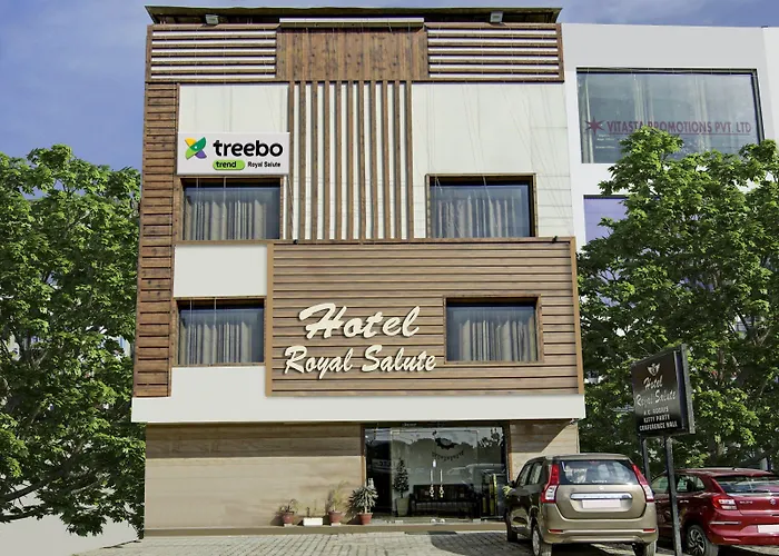 Hotel Royal Salute Near Isbt Zirakpur Chandigarh