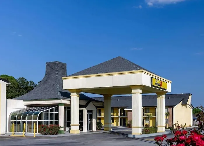 Super 8 By Wyndham Mcdonough Ga Hotel