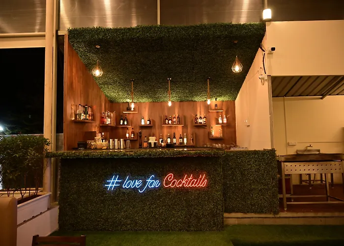 Moistin Hotel Pune