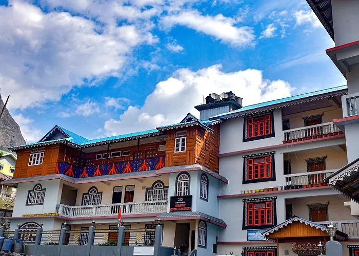 Rufina Royal Lachung
