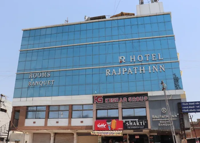 Hotel Rajpath Inn Mahesana