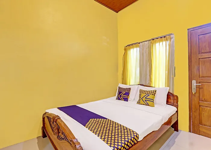SPOT ON 91337 Pandu Homestay Klaten Surakarta 