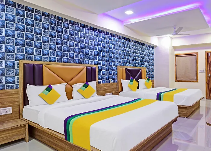 Itsy Hotels Rk Palace Vadodara