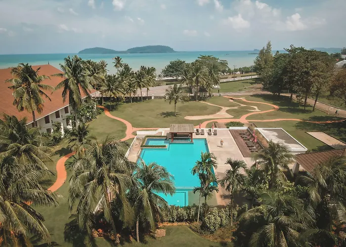 The Nouveau Chumphon Beach Resort And Golf
