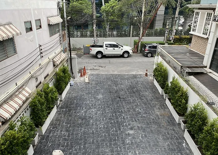Anwari Hotel กรุงเทพมหานคร