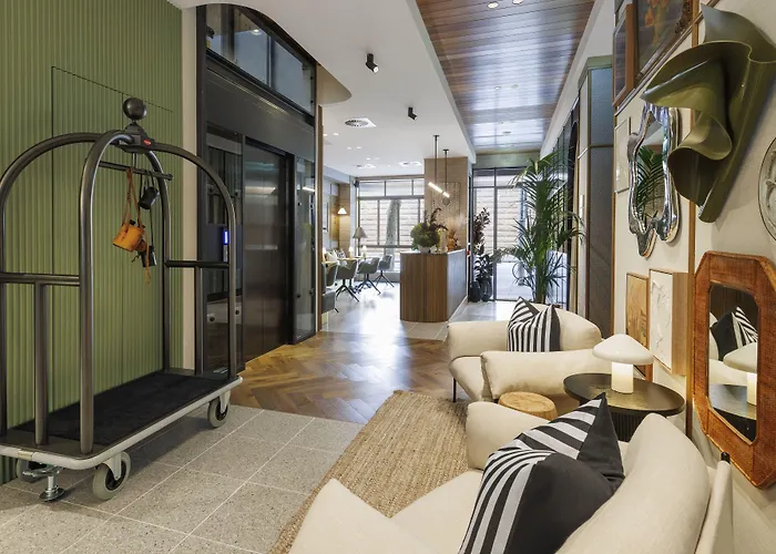 202 Elizabeth Hotel Sydney