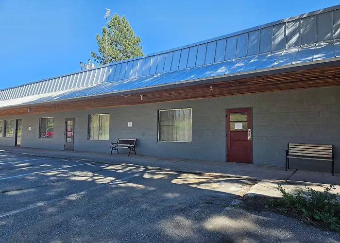 The Black Forest Lodge Red Bluff