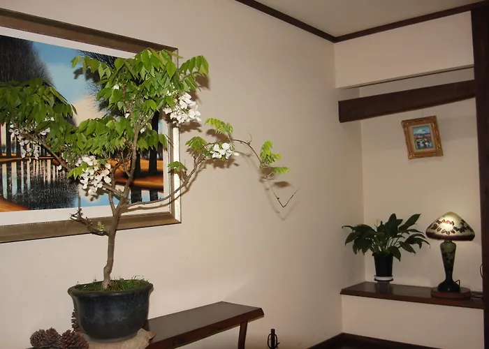 Yufuin-Sanso Waremokou Hotel