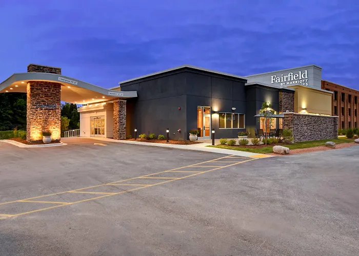 Fairfield Inn & Suites By Marriott Milwaukee North Glendale
