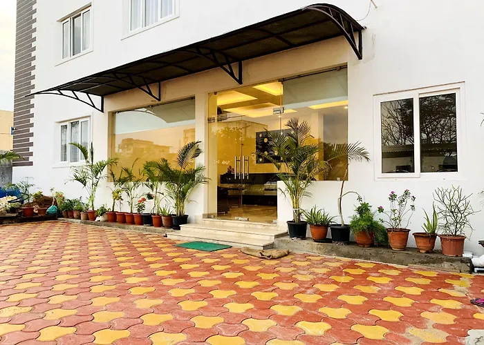 Golden Parrk Hotel Villupuram