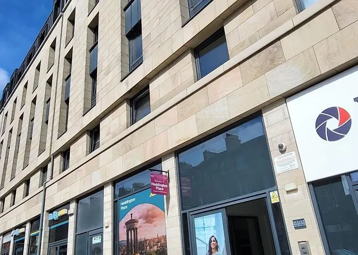 Hotel Joivy Affordable Edinburgh - Adults Only