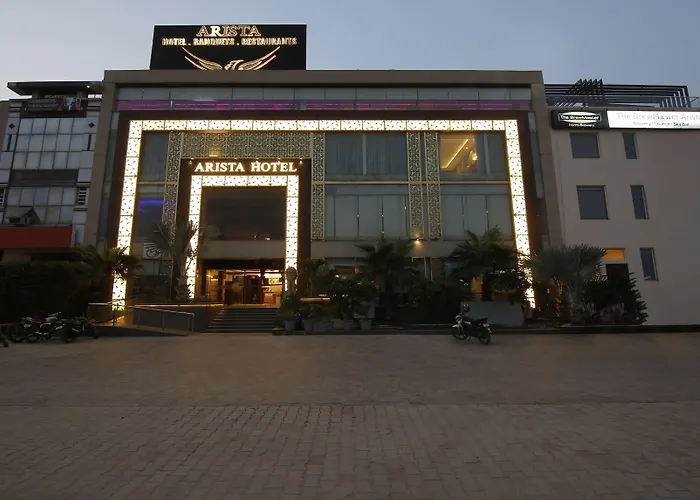 Treebo Premium Arista Hotel Kharar