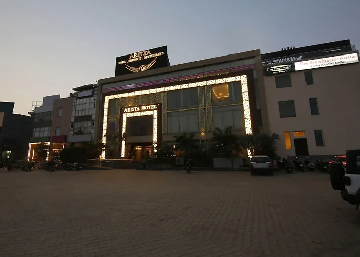 Treebo Premium Arista Hotel Kharar