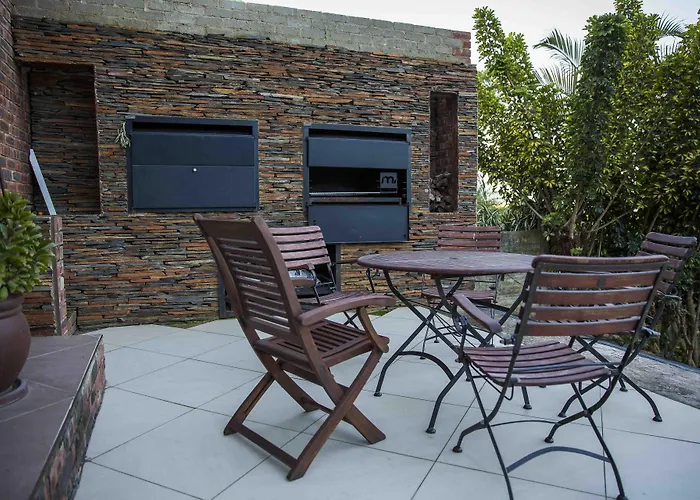 Palmwood Guest House Amanzimtoti