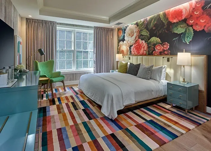 The River House At Odette'S New Hope