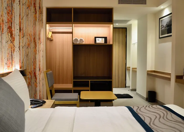City Lake Hotel Bangalore