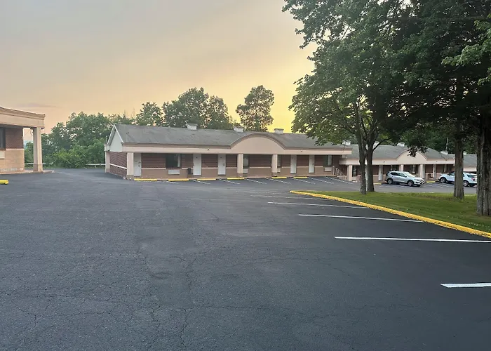 Kingston Motel