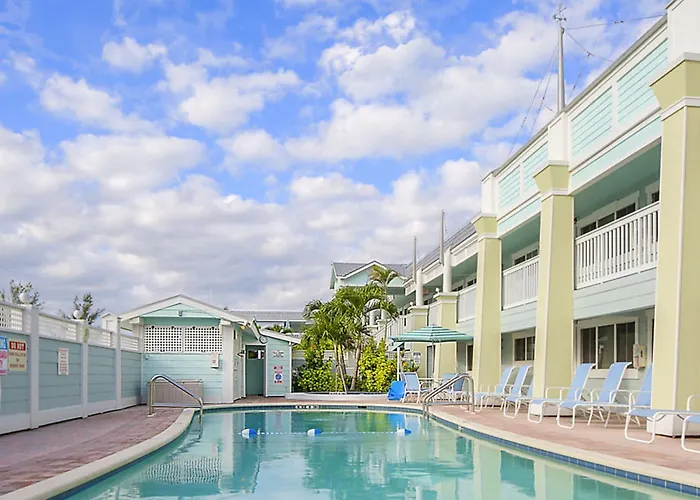 Resort Sixty-Six Holmes Beach