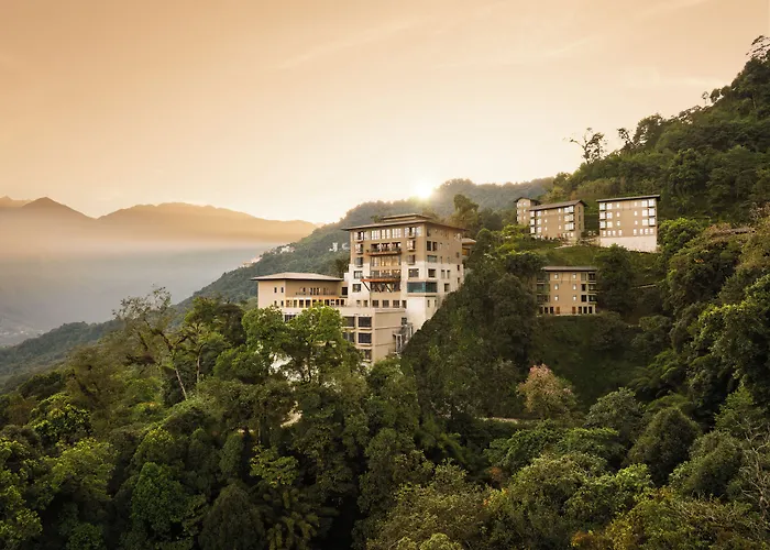 Taj Guras Kutir Gangtok Hotel
