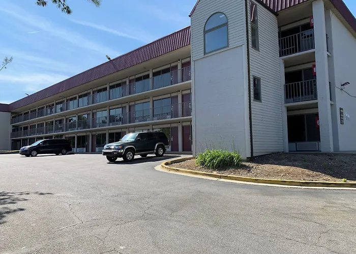 Super 8 By Wyndham Baltimore Northwest Windsor Mill