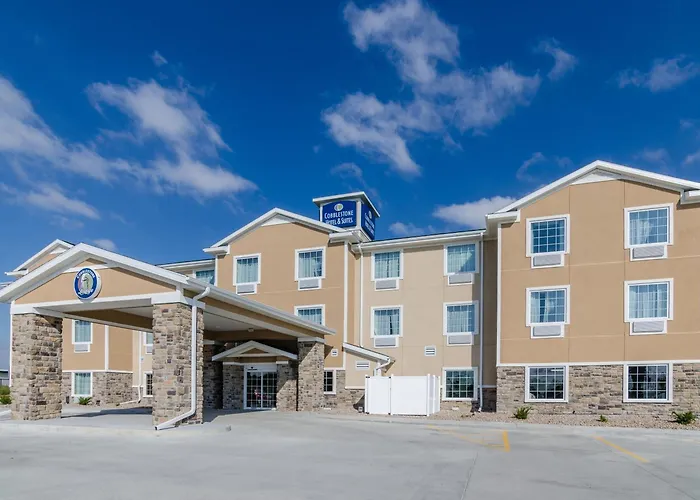 Cobblestone Hotel & Suites - Newport