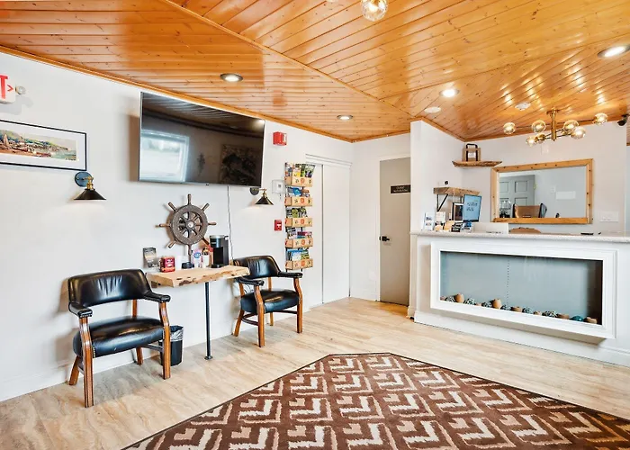 Highliner Hotel - Queen Suites Anchorage