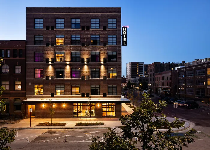Moxy Omaha Downtown Hotel