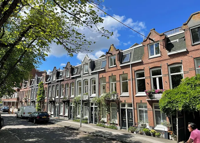 Canal View Stay Amsterdam