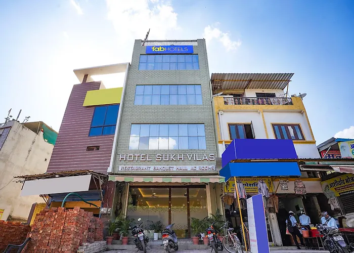 Fabhotel Sukh Vilas Indore